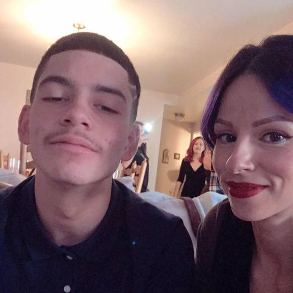 Meet your Posher, Ronee - Picture 1 of 1